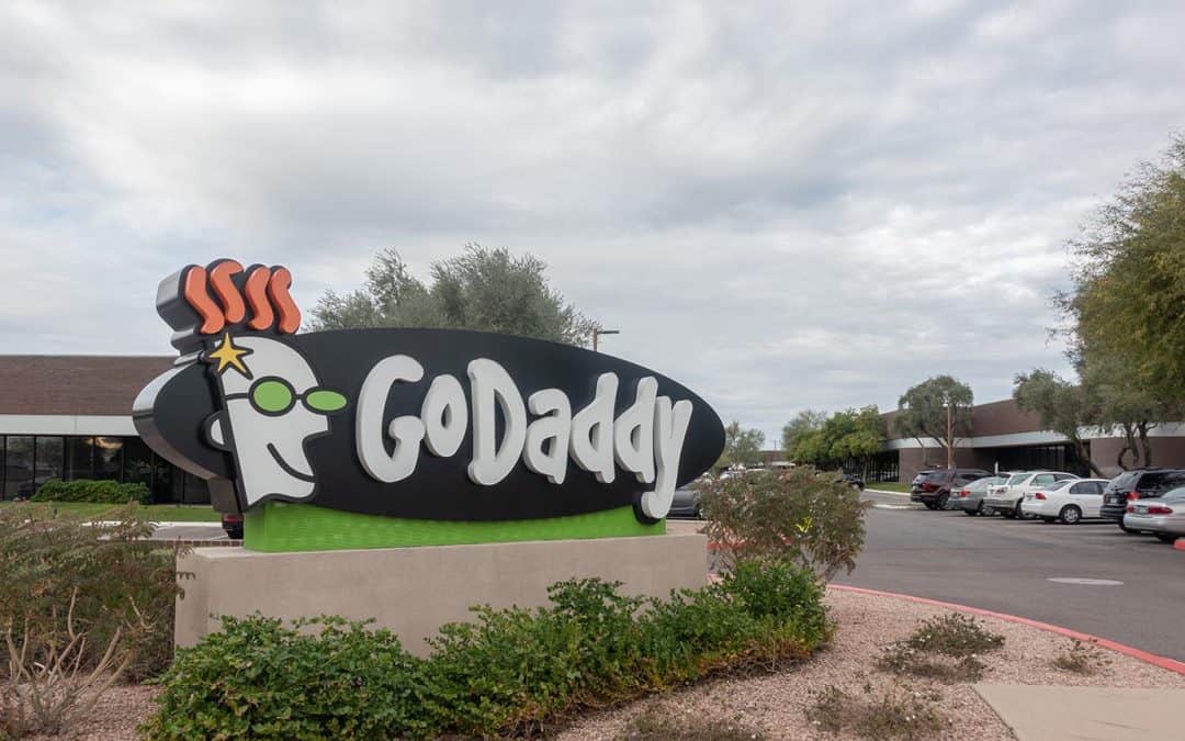 Web Hosting Company GoDaddy Saw Malware Planted, Source Code Stolen in Years-Long Breach